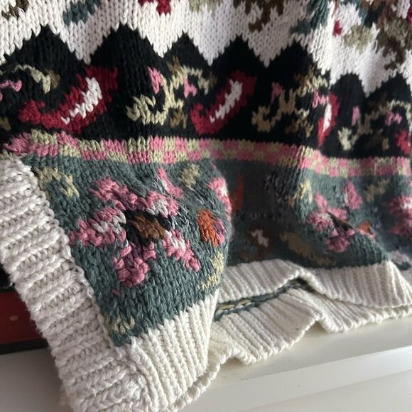 Heirloom Collectables colourful Knit Women's Sweater Size M - Picture 6 of 16